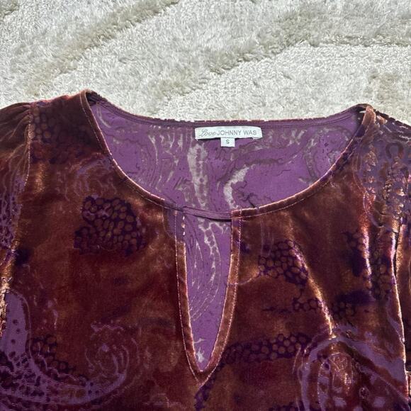 Johnny Was Venetian Keyhole Velvet Blouse - Picture 4 of 7